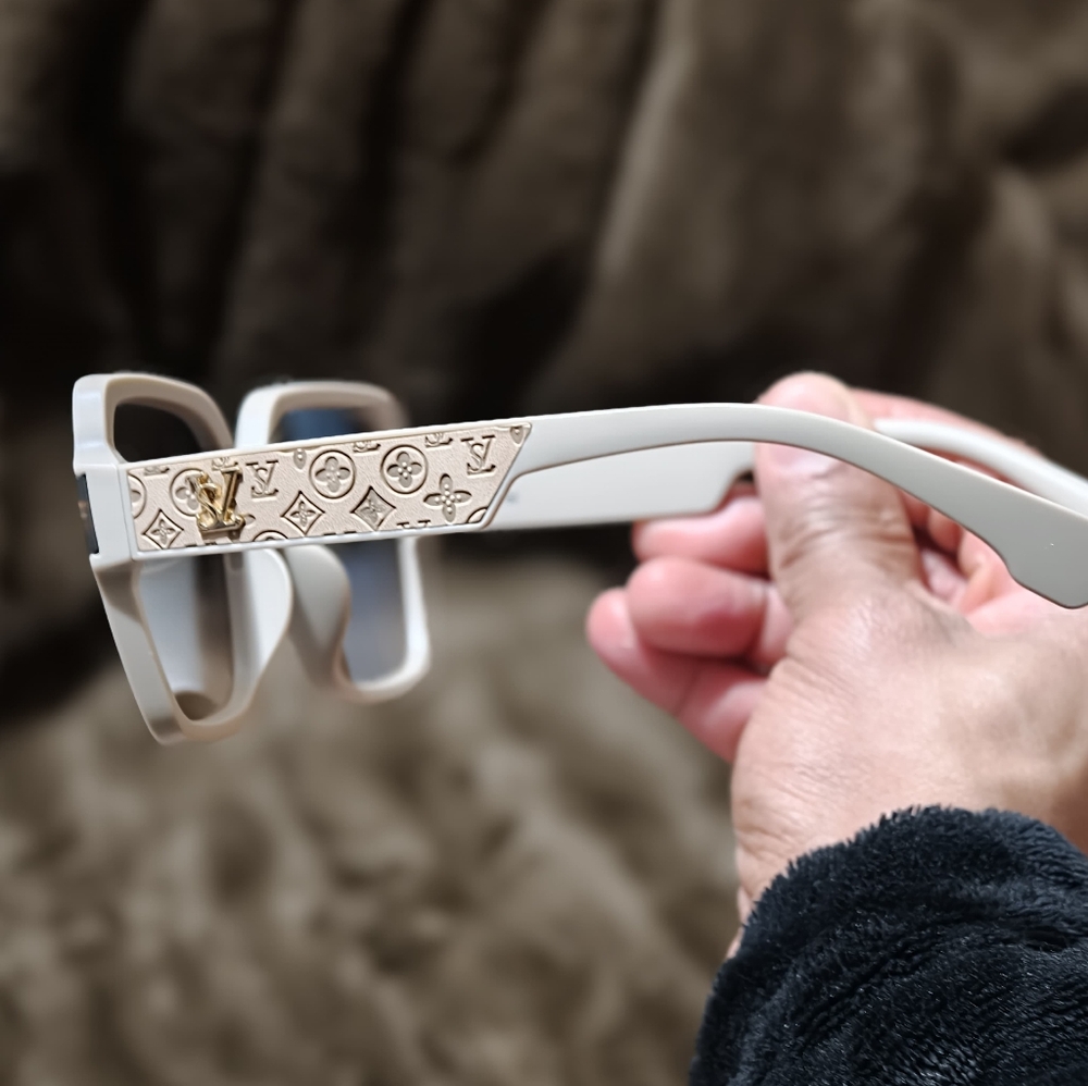 Designer Gradient Brown Sunglasses - Picture 2 of 6